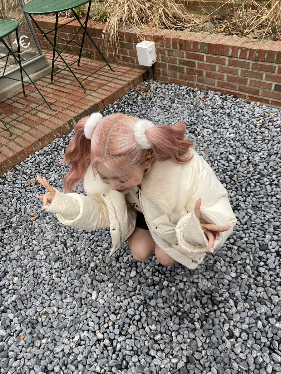 Billlieofficial's tweet photo. [#츠키] ついんてーる💗

🐰

#Billlie_Letter https://t.co/01kOrdiIFk