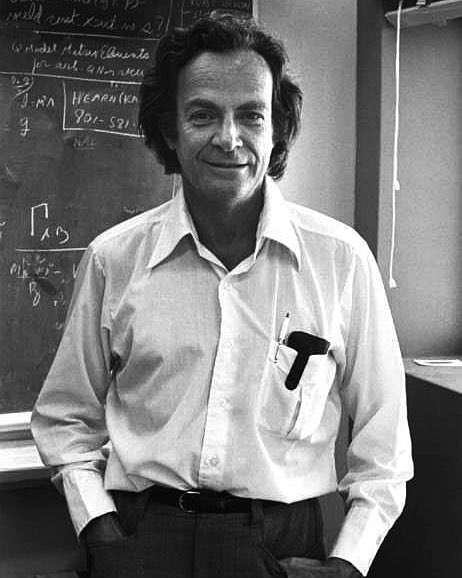 The Feynman Lectures on Physics, the most popular physics book ever written, are completely online. Read it here: Volume 1: feynmanlectures.caltech.edu/I_toc.html Volume 2: feynmanlectures.caltech.edu/II_toc.html Volume 3: feynmanlectures.caltech.edu/III_toc.html