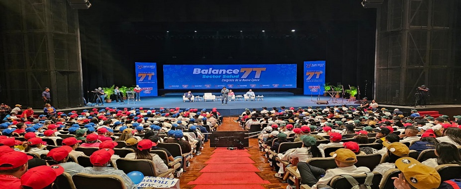 MinSaludVE's tweet photo. #NotiSalud🩺| Inicio el primer Congreso de la Nueva Época sobre el balance de las 7 T en salud

Lee + aquí 👉https://t.co/jqE60svuEy

#JuntosPorCadaLatido
#25Feb 
@NicolasMaduro
@MagaGutierrezV https://t.co/2uIXkGQBHx
