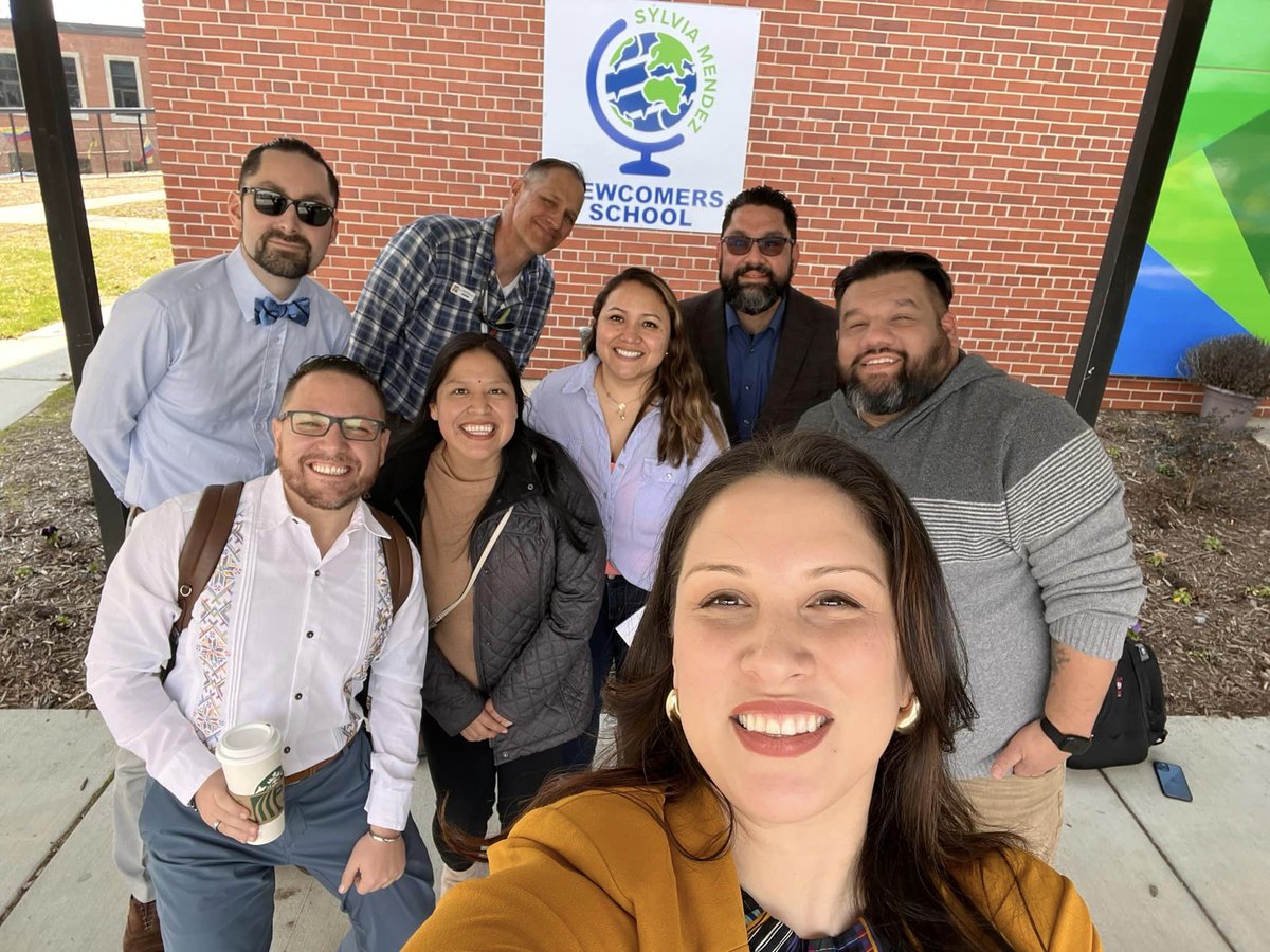 🧡 Yesterday, the Education Subcommittee of the Governor’s Advisory Council on Hispanic/Latino Affairs visited Principal Walter (Fellow '21) at the Sylvia Mendez Newcomers School! 
✨ We can't wait to see what's in store for this partnership! #FromDreamsToAction #SomosCarolina