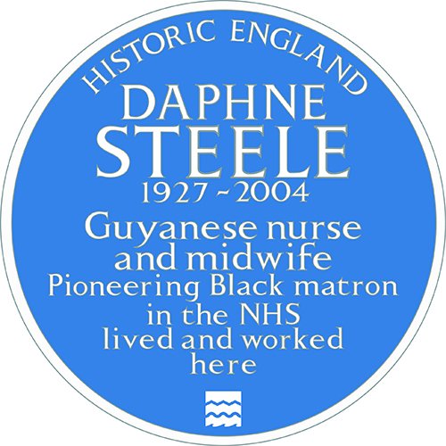 Pioneering nurse Daphne Steele has become the first person honoured with an English Heritage #blueplaque installed outside of London. Daphne made history by becoming the first black matron in the NHS. CNO Ruth May called the plaque a fitting tribute. nursingstandard.com