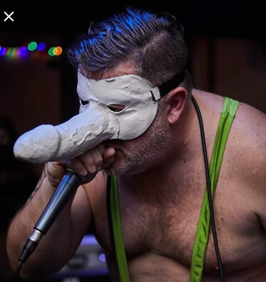 Tom_Le_Mens's tweet image. Ooit een paar keer live aan het werk gezien... Elke keer weer lachen gieren brullen met het Tsjechische bandje #SPASM 😂😂😂