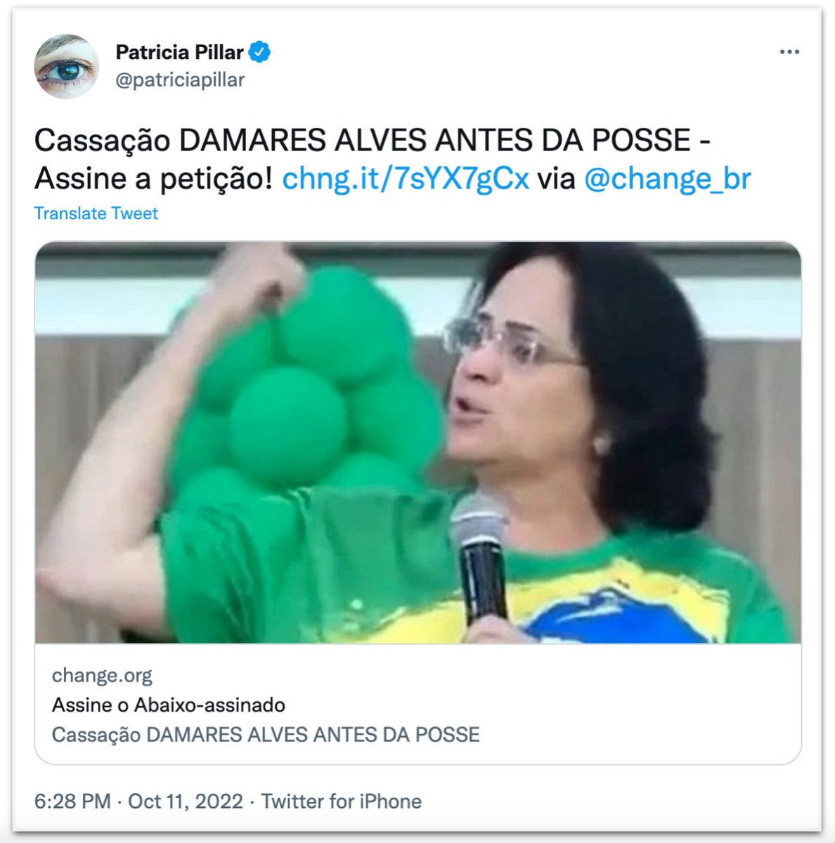 Amandavettorazz's tweet photo. Só passando para lembrar que globais pediram a cassação da Damares quando ela falou sobre a Ilha de Marajó. 

O mundo as vezes capota. https://t.co/C4q069YuuJ
