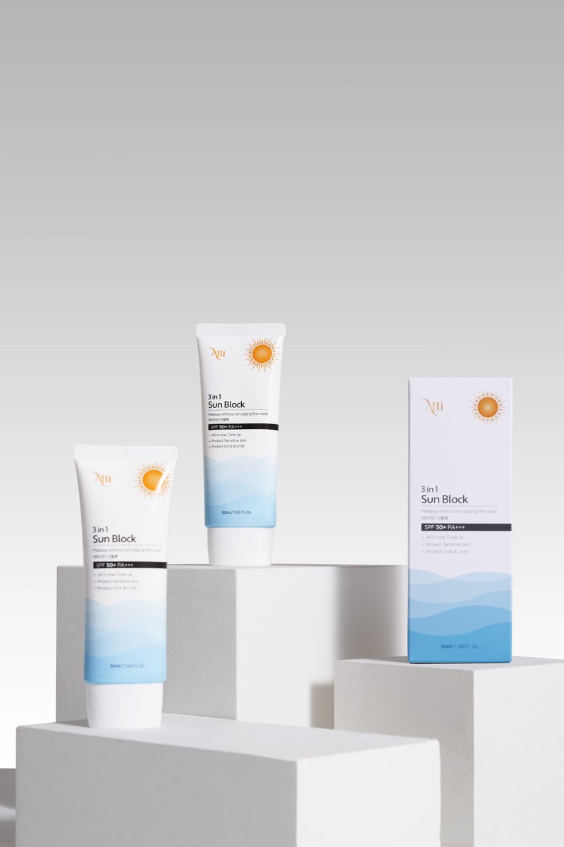 1. 아띠 3in 1 Sun Block 선크림
아띠3in1Sun Block은. 확실한 자외선 차단 피부톤업
자외선 차단 주름개선. 미백효과가 있습니다

(주)케이앤비코스메틱

전화번호 : 02-477-8943

홈페이지 : knbcosmetics.com