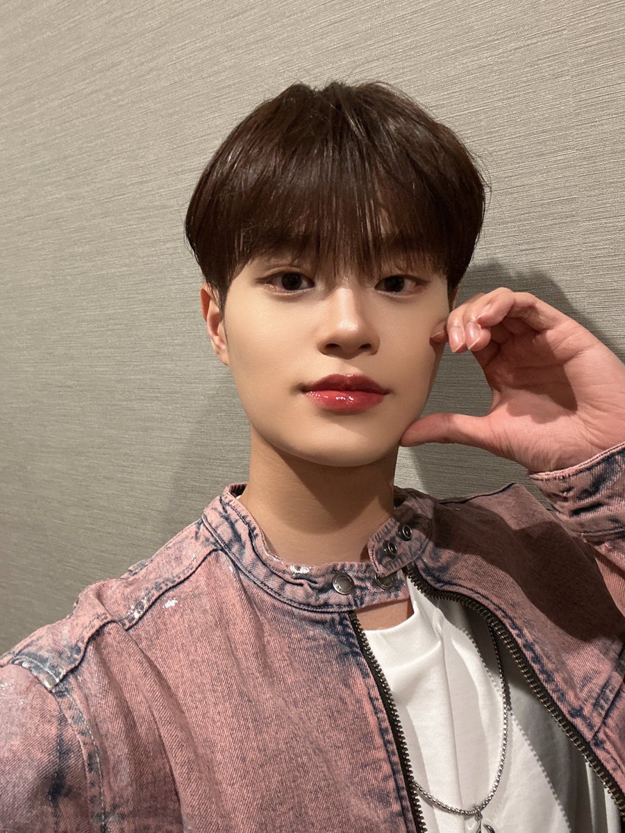 AB6IX_JP's tweet photo. 【DAE HWI🦦】東京終了！！楽しい時間を作ってくれて本当にありが��うございました💝

#AB6IX #エイビーシックス https://t.co/Th2dSZkvGg