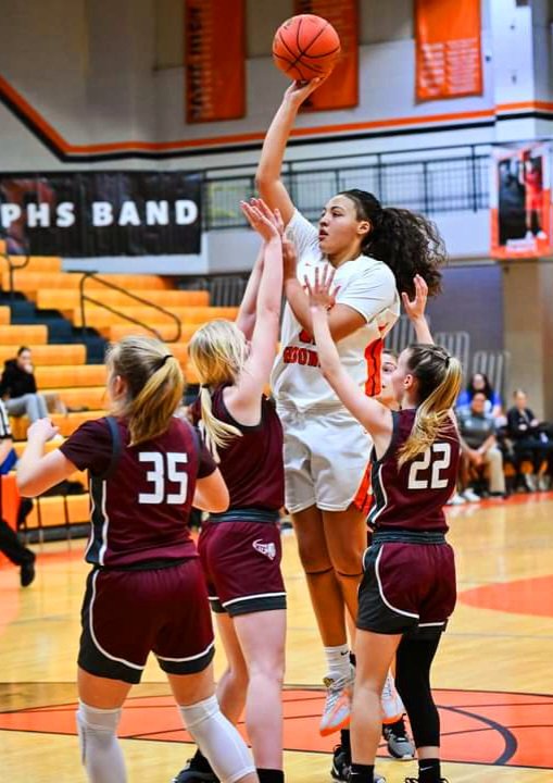 Ivan K. Rice (@doctorofsports) on Twitter photo Congratulations to <a href="/ParisKYHS/">ParisHighSchool</a> Ladyhound junior forward <a href="/whitebrooklyn48/">Brooklyn White</a>, a second team all-region selection, for recording her 18th double-double of the season, tying the Ladyhounds' single season record while playing less games.
<a href="/KHSAA/">KHSAA Main</a> Congratulations to <a href="/ParisKYHS/">ParisHighSchool</a> Ladyhound junior forward <a href="/whitebrooklyn48/">Brooklyn White</a>, a second team all-region selection, for recording her 18th double-double of the season, tying the Ladyhounds' single season record while playing less games.
<a href="/KHSAA/">KHSAA Main</a>