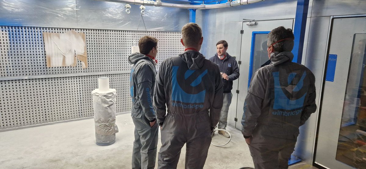 Elmbridge UK tweet media