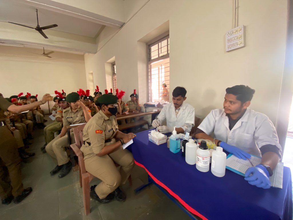 saplabIITGN's tweet image. #ChangeFest initiative kicked off on 
#anemiamuktbharat in partnership with @NCC_Dte_Gujarat @UNICEFIndia @smartcityrajkot @MoHFW_GUJARAT @NHMGujarat. 

800+cadets will work with youth &amp;amp; communities to take SBC messages at grass-root level in #Gujarat.