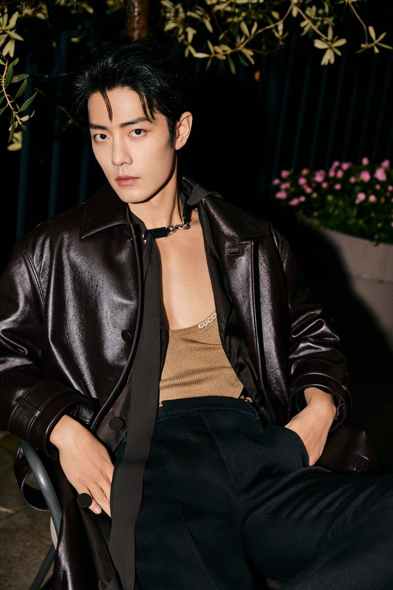 loeyxzhan01127's tweet photo. How would you react if you get to see Xiao Zhan in person in this outfit? 🤩 I think I would be too excited to even react 🤪

XIAO ZHAN GUCCI FW 24 

#XiaoZhanxGucciMFW24
#XiaoZhanSlaysInGucci https://t.co/swNE7X4Oen