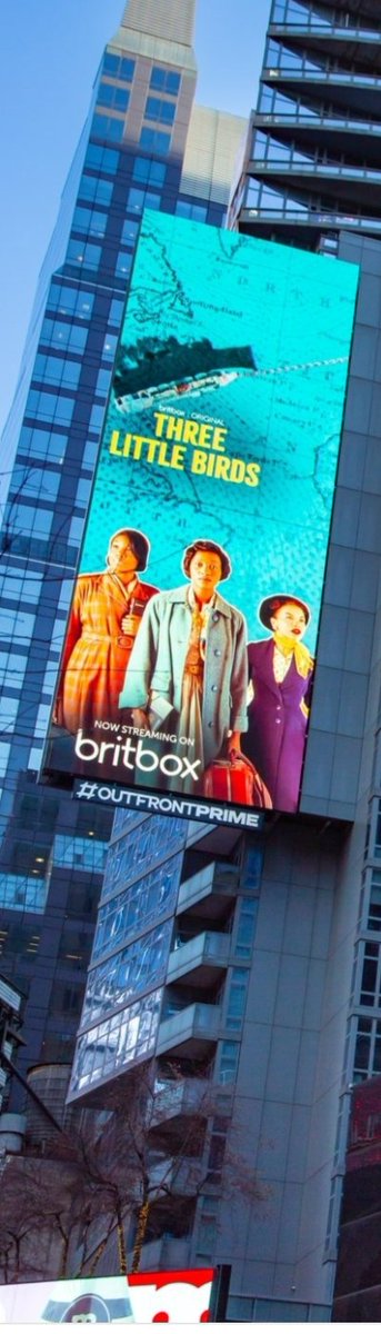 Our 'Three Little Birds' are on a giant billboard in Times Square, New York. That's a long way from Dudley in the UK! Catch up with their adventures on @BritBox_US and @ITV X #ThreeLittleBirds #3LBs @LennyHenry @TigerAspectUK