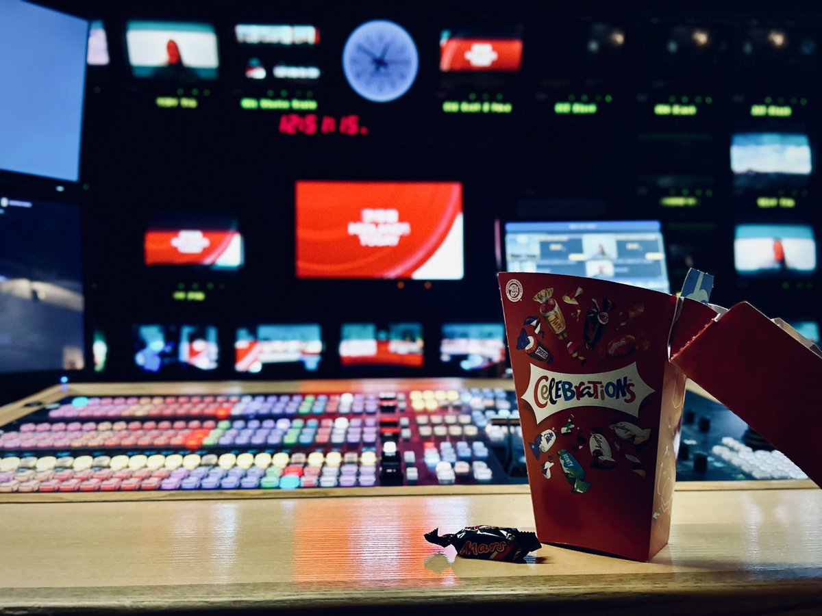 michaelwoodtv's tweet photo. In the #vision #mixing chair at BBC Midlands Today .. today.
Pushing buttons to put the news and weather in your telly! ๐
Today the TV gallery is powered by chocolate! ๐คฃ
Join @nickowentv, @Dan_Pallett and @BeccyWoodTV, 6.30pm, @BBCOne.
#fingersonbuttons #tvstudio #tvgallery https://t.co/P6tJKkRQdR