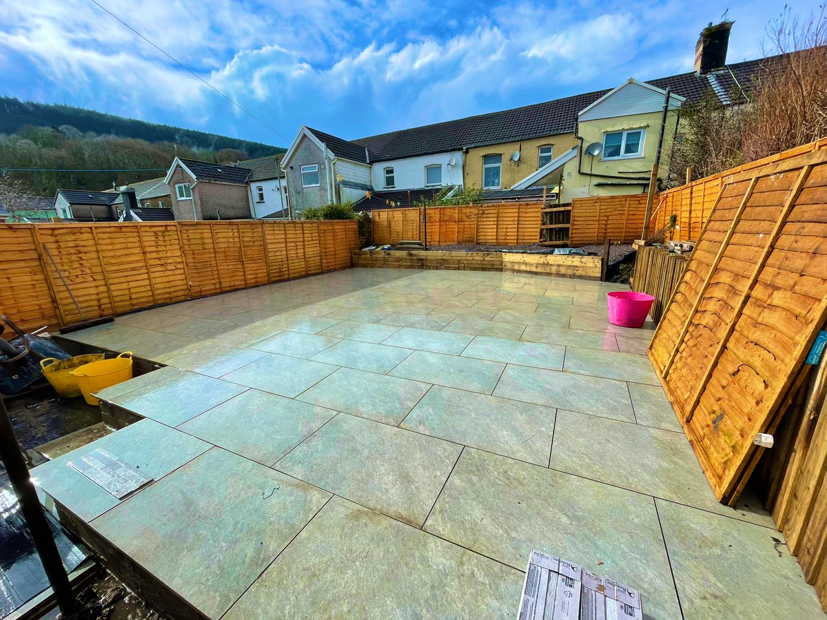 Michael48795275's tweet image. 80m2 porcelain slabs 💪💪#porcelain
#pavestone #landscaping