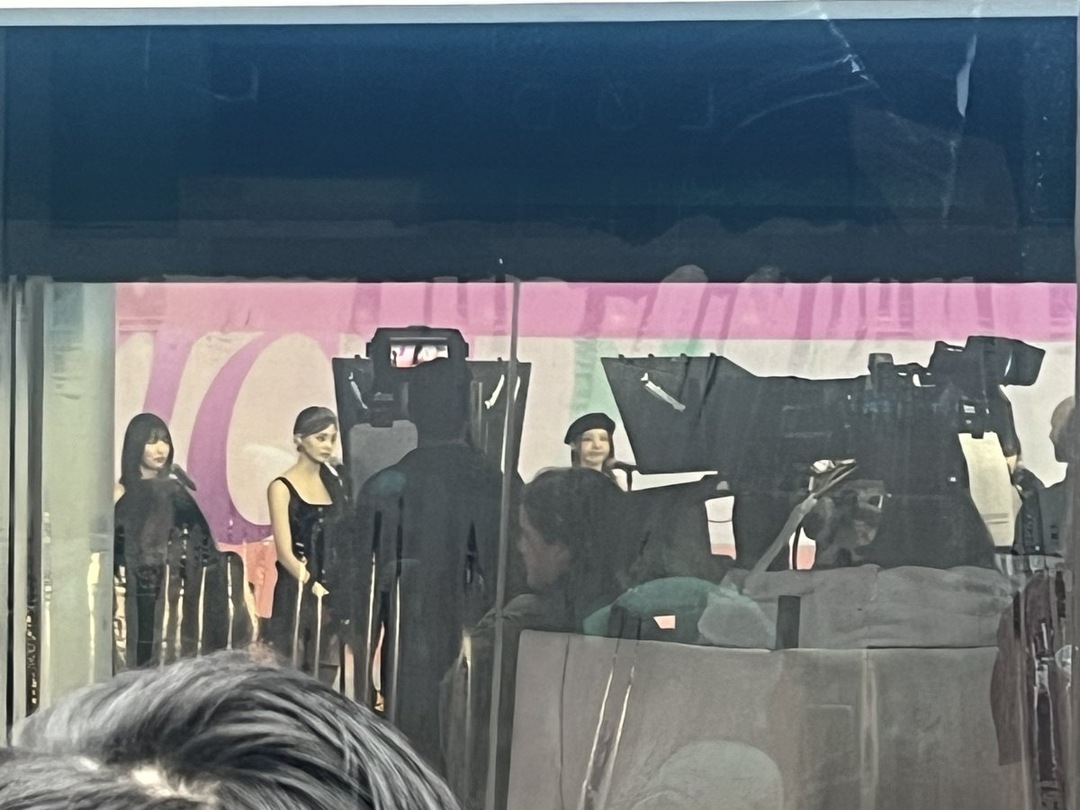 見に来れました