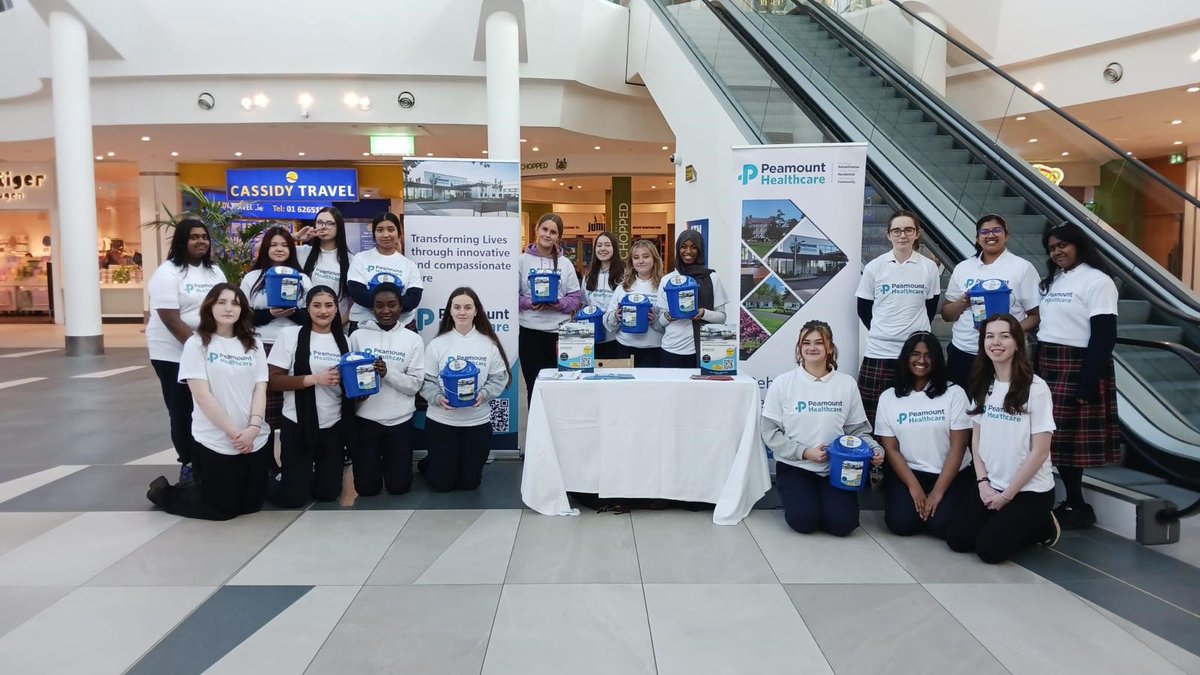 A huge thank you to the students of @StJosephsLucan who were fundraising for @Peamount_Health today in Liffey Valley. Fantastic group of students who continued to volunteer even though school finished at 1pm #Community #Friendsofpeamount #fundraising