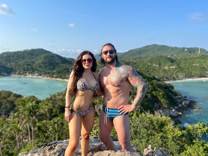 We made it to Thailand! ✈️🏝️🐘  @realKILLERkross https://t.co/pfXlM7fzBV<a class="tags" target="_blank" title="On Twitter" href="/?out=eyJ0eXAiOiJKV1QiLCJhbGciOiJIUzUxMiJ9.eyJpYXQiOjE3MTg2OTQ3MDAsImlzcyI6InR3cG9ybnN0YXJzLmNvbSIsIm5iZiI6MTcxODY5NDcwMCwiZXhwIjoxNzUwMjMwNzAwLCJyZWRpcmVjdF91cmwiOiJodHRwczovL3R3aXR0ZXIuY29tL3JlYWxLSUxMRVJrcm9zcyJ9.vZ6vU5psOer1bcB-Y4AVJ1cvrouygB0YatIvQRgMR_DPGvHbRXqA7kobOoyTwjDVJL3WUGbRk3AvaNKy2xSk-Q">@realKILLERkross</a><a href="/tag/barbie"class="tags"><span>#barbie</span></a>
