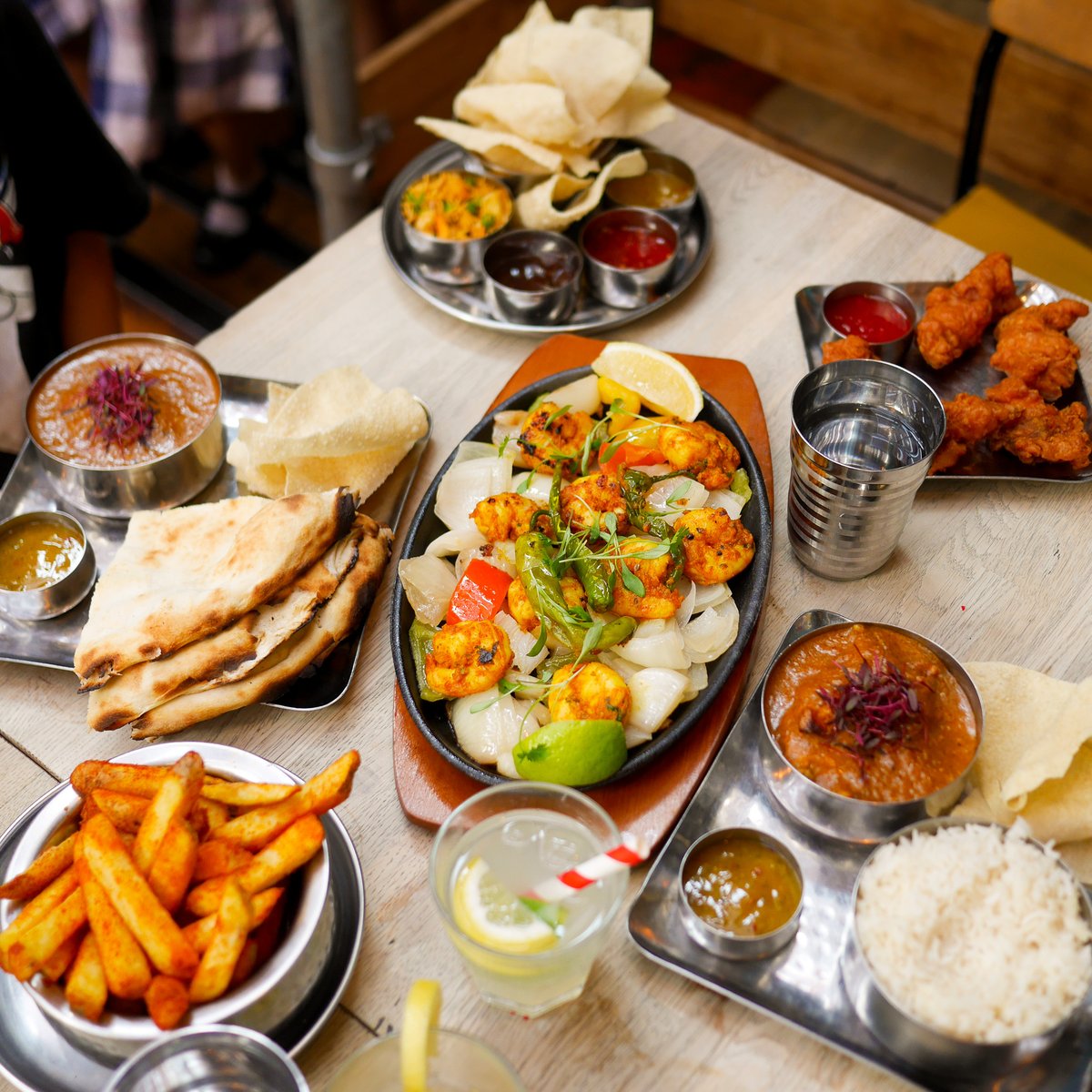 Curry Leaf Cafe (@curryleafcaff) on Twitter photo Good morning @BrightonTatConv peeps🌞 Slept well? Should all that ink make you peckish, we're here for you: ✨award-winning Indian street food
✨curries
✨local craft beers
📍Ship Street (just around the corner from <a href="/BrightonCentre/">Brighton Centre</a>) Good morning @BrightonTatConv peeps🌞 Slept well? Should all that ink make you peckish, we're here for you: ✨award-winning Indian street food
✨curries
✨local craft beers
📍Ship Street (just around the corner from <a href="/BrightonCentre/">Brighton Centre</a>)