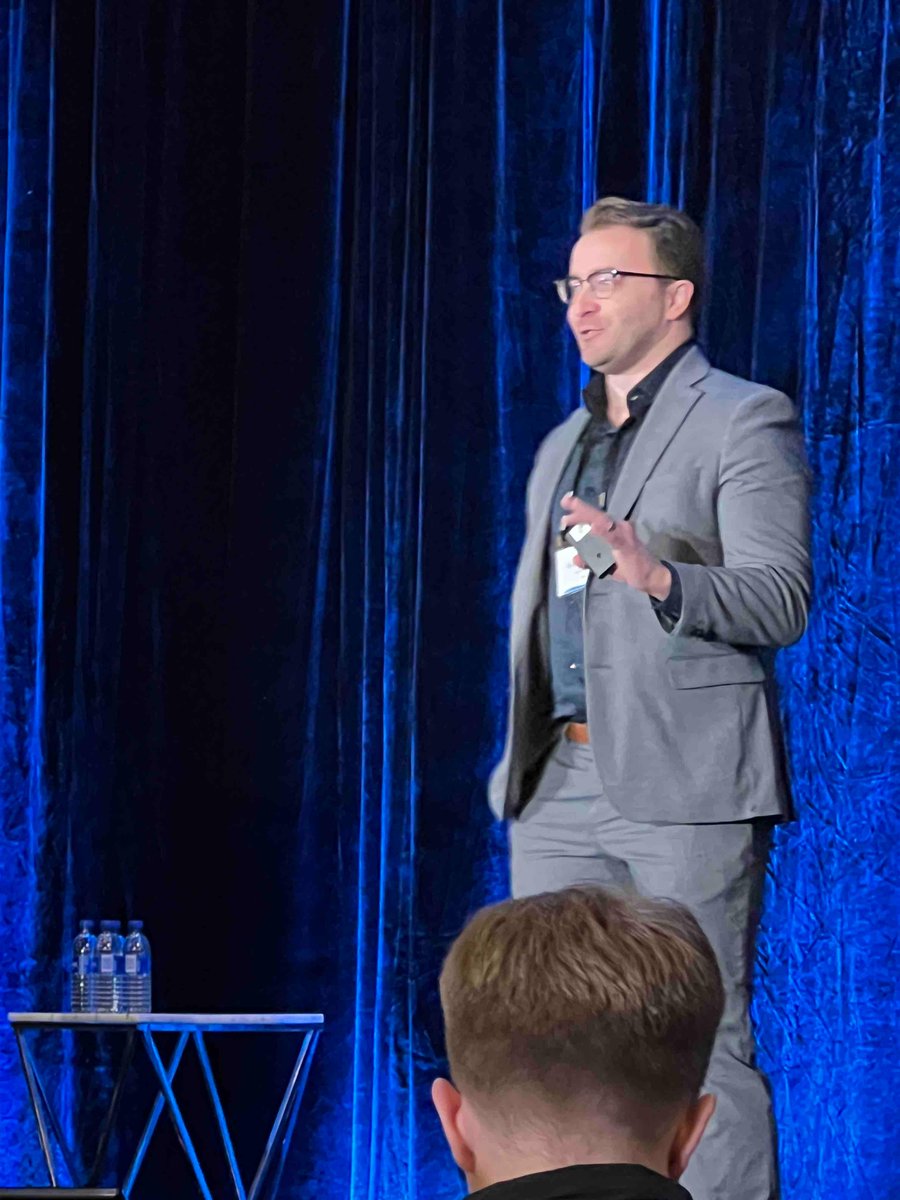 lstartweets's tweet photo. Residential Realities presented by Eddie Shepard, VP Insights, Abacus Data 

#LSTAR #CKAR #WITAAR #HPAR #WOHES #WesterOntarioHousingEconomicSummit #TheresNoPlaceLikeHome https://t.co/UrzI6SZhaT