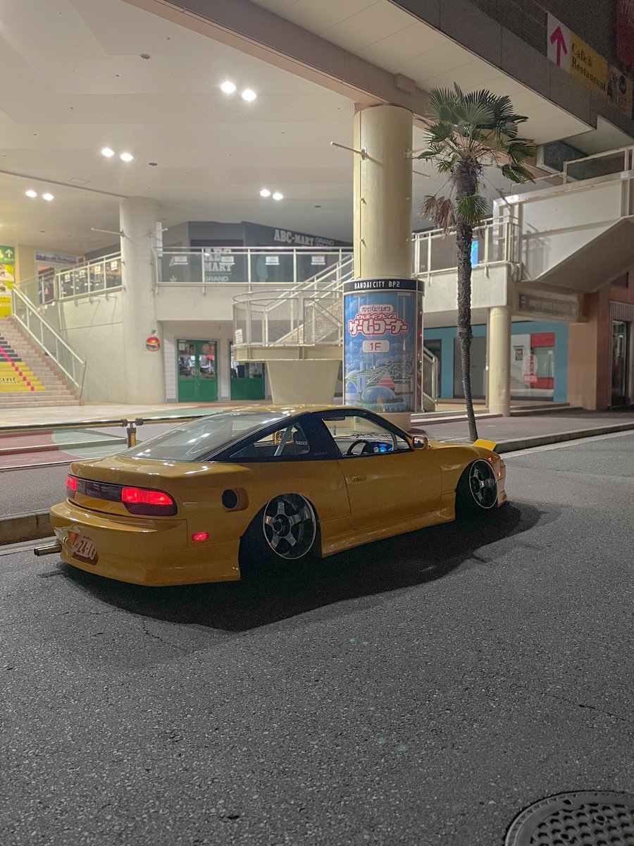 エクイップ18インチ探してます！まじで誰かお願いします🥲メッキだと嬉しいです🙇‍♂️