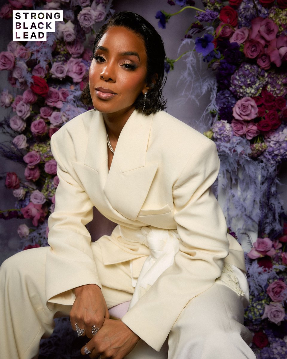 strongblacklead's tweet photo. Hey Queen, you’ve done it again 👸🏽

A time was had last night loving on and celebrating our Mea Culpa leading lady and co-producer @KELLYROWLAND .  

Be sure to watch Kelly in @tylerperry's Mea Culpa, now playing on Netflix.

📷: @RAVIEB https://t.co/GR6PUjPol0