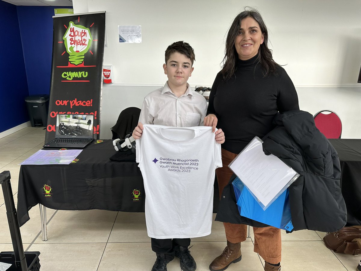 Our newest member of team shedz worked hard making T-shirts for volunteers at this years #YouthWorkAwards23 - delivered them and set up our stall at @VenueCymru 👏👏👏