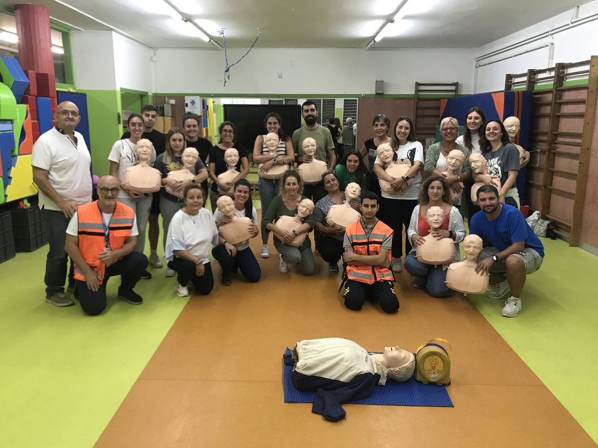 Escola Josep Carner tweet media