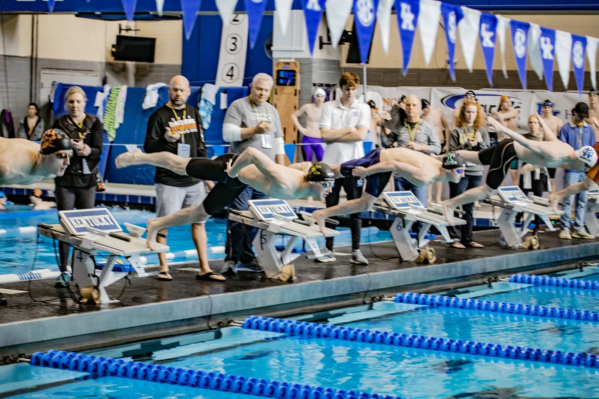 StXTigerSwim's tweet photo. The Tigers are lighting the pool on ๐ฅ in Lexington, and @cdumstorf @bisigimpact has the photos to prove it.
Pretty sure you're going to see plenty of those @arenausa podium jackets tonight...
#LookGoodSwimGood
#RiseAbove
#LetsGoGetThis https://t.co/FyeKwY8qwG