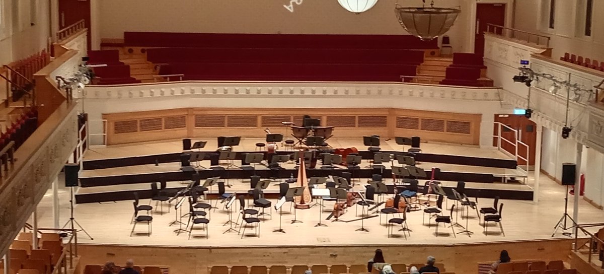 JcsmMurty's tweet photo. Very excited to be at Glasgow City Halls to see the @SCOmusic with Maxim Emelyanychev and Pekka Kuusisto. Some cracking music awaits! https://t.co/4CV6GcvxQi