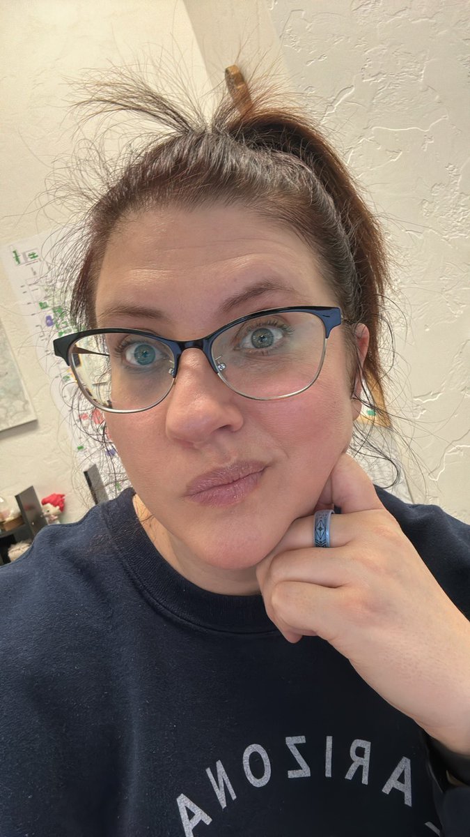 jsinister32's tweet photo. Some guy at work and used the word “inoperational” instead of inoperable. I had to do a full brain reboot in the middle of our conversation to figure out what the hell he meant 🫠
Also, I wore crocs today. I’m not sorry.
#fridaybrain https://t.co/Z1L91vdRYg