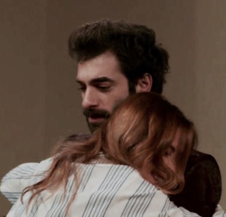 KayraJPG's tweet photo. hevesimi kırdılar. küçükken de kırılmıştı bir kere sonra kırık çıkıkçıya götürdüler, bir türlü düzelmedi. hevesim yanlış kaynadı albayım hep yanlış şeylere heves ettim.. https://t.co/TASKN3rOAm
