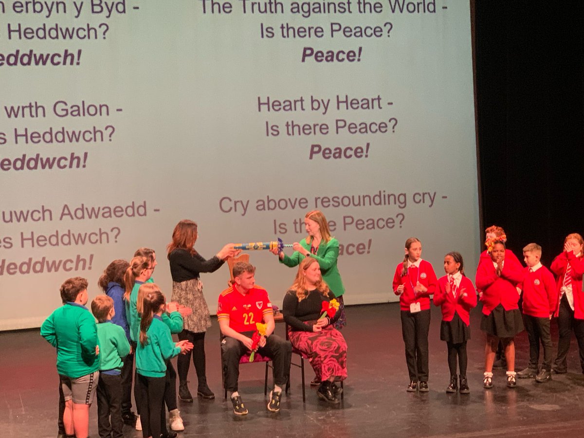 russell grigg tweet media