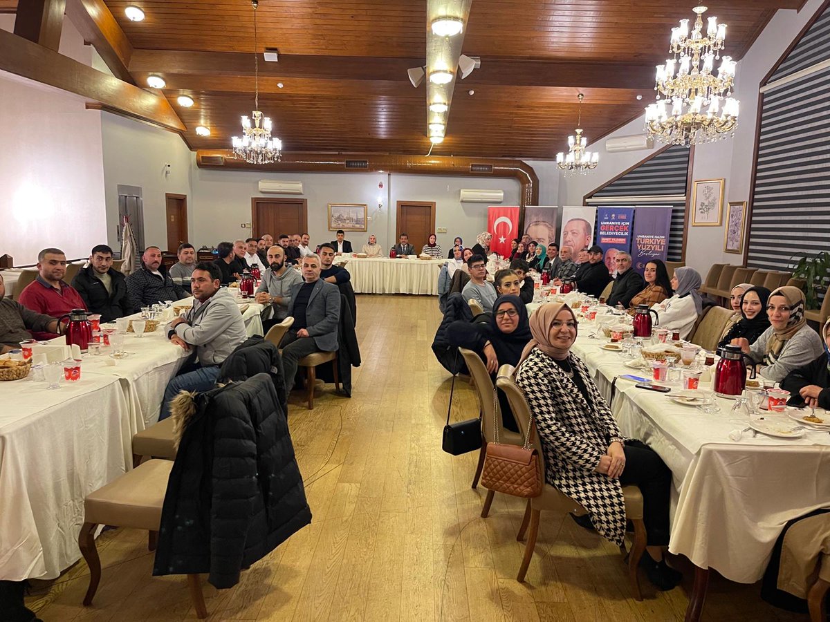 kahramanhakan52's tweet photo. AK Parti Ümraniye İlçe Başkanlıgı üç kademe Tanıtım Medya Birim Başkanları ve  AKTİM  toplantımızı Tantavi Sosyal Tesisleri'nde gerçekleştirdik.
31 Mart yerel seçimlerine giderken partimizin iletişim strateji ve planlamasını müzakere ettik.
#yenidenistanbul https://t.co/qYX0GDTXn7