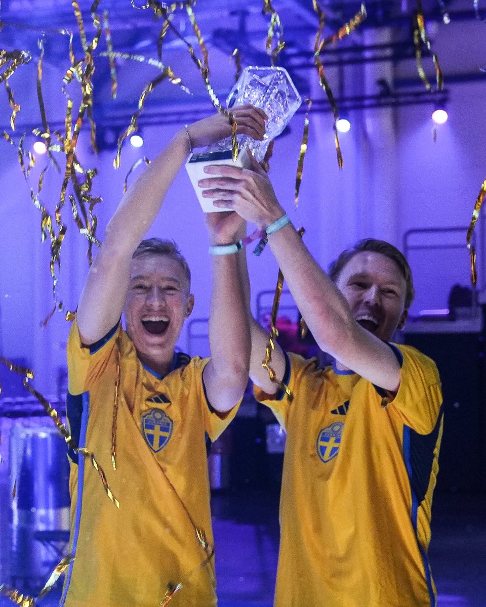 Oliboli__'s tweet photo. NORDIC CHAMPIONS🥇 https://t.co/ojX1jNPWSi