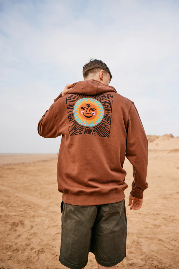 hikerdelic's tweet image. RT to win a £50 voucher to spend on hikerdelic.com 

Winner announced Monday.

Use the code EXTRA25 to get an extra 25% off sale items this weekend only.

hikerdelic.com/collections/ar…