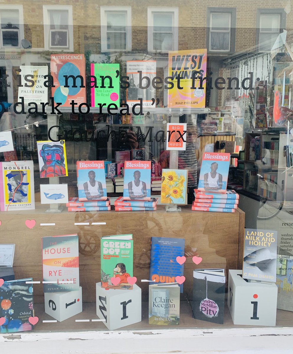 Took a mini tour of London today to sign copies of Blessings and chat briefly with some wonderful (mostly independent) booksellers. What a special treat it was to see my book on window displays. 🥰