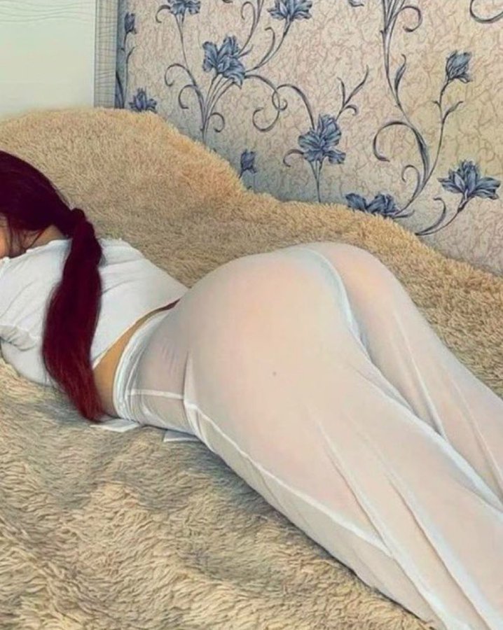 Hnan4x's tweet photo. هاي حبايبي مشتاقين 👋
#حنان_الشرموطه 🔥 💋 👙 https://t.co/NcNuc6xm87