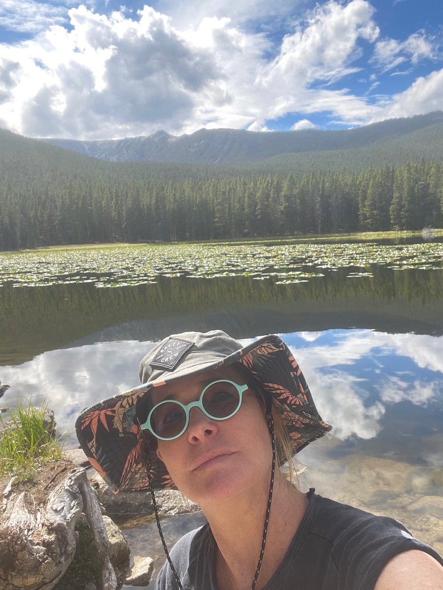 thesheilakelley's tweet photo. Rock on 😜🤘🪨
⠀⠀⠀⠀⠀⠀⠀⠀⠀
I am back out west with the bear and the moose, the foxes, mountain lions, and elk. Getting my wild on.
⠀⠀⠀⠀⠀⠀⠀⠀⠀
How are you coming into spring?
⠀⠀⠀⠀⠀⠀⠀⠀⠀
#sfactor #springtime #epiclife https://t.co/Kpq728AEEP