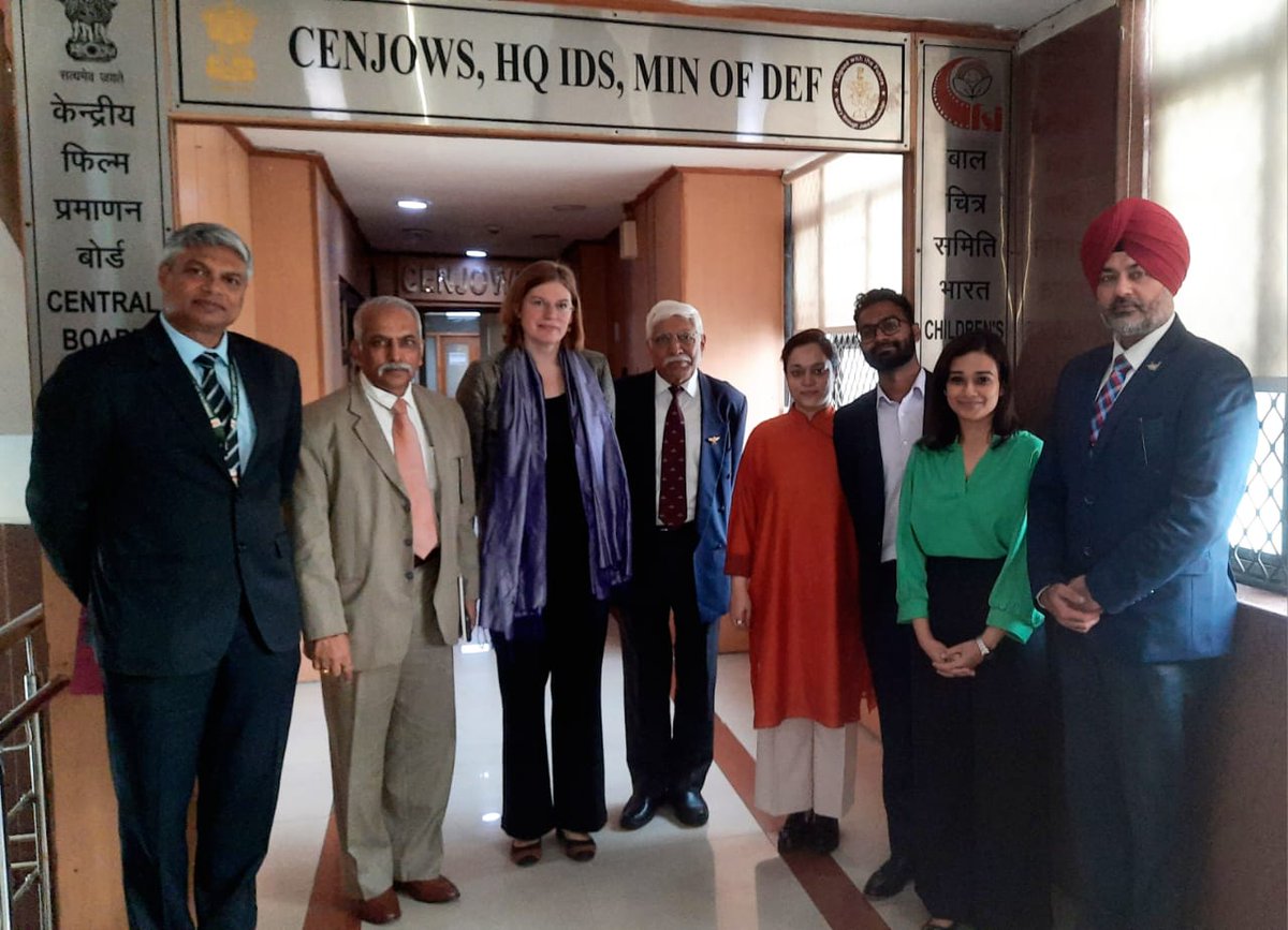 @Clingendaelorg @PlanSecu We are grateful to Lt Gen Vinod Bhatia (@Ptr6Vb); Lt Gen Vinod Khandare (@VGK_India), Principal Advisor, MoD; and officers of the Integrated Defence Staff (IDS) for a highly productive interaction. Great pleasure to have our partner, Dr. @LouiseVanSchaik, join the briefing.