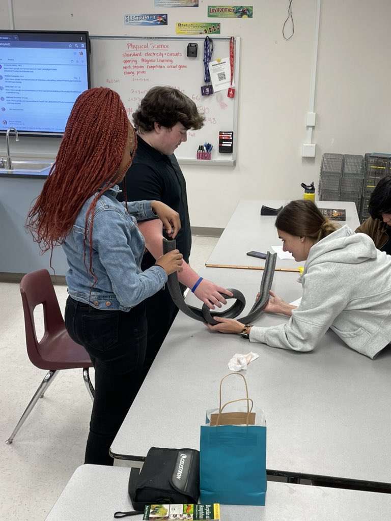 IHSSciResearch's tweet photo. More roller coaster designing today! Builds officially start next week! https://t.co/7mPNhRvvxP