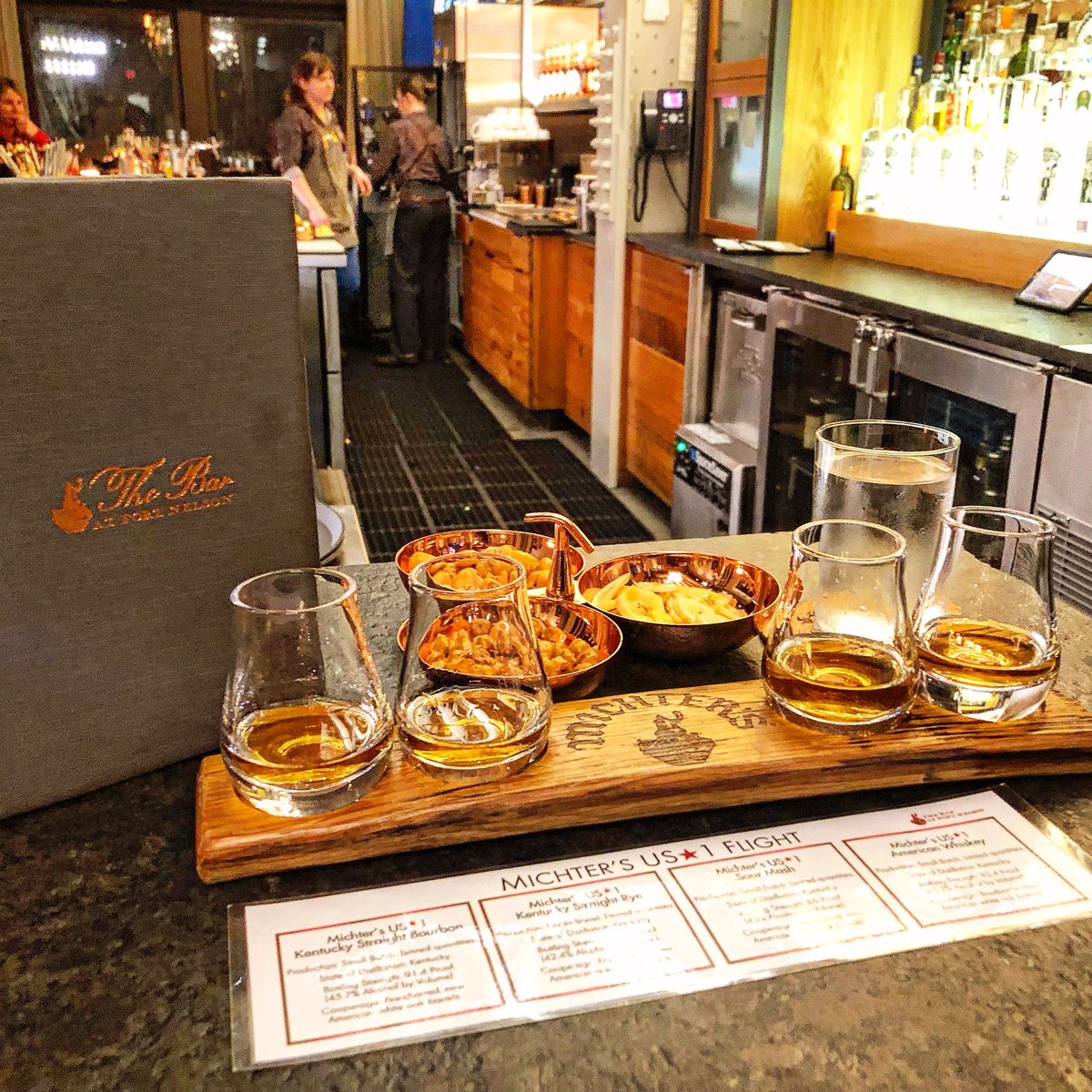 Bourbon Tasting At Fort Nelson… 
#travel #explore #whiskey #bourbon #weekendvibes #travelblogger #foodie #amex #bar #lounge #distillery #amexlife #downtownlouisville #louisville #kentucky