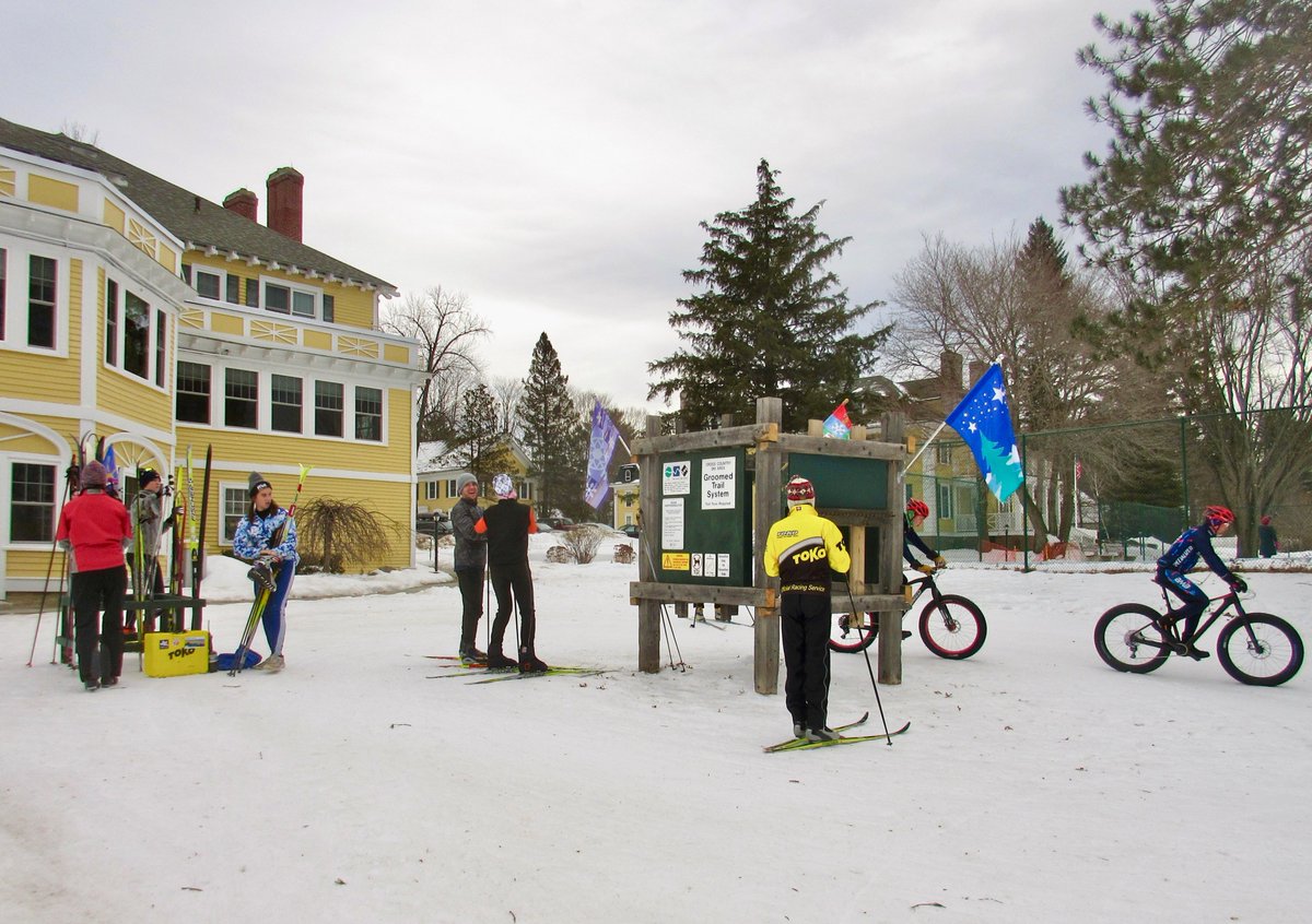 Our Winter Trail Center has experienced a surge in activity with families enjoying their visits during the school vacation week! Make sure you seize the opportunity to explore our winter trails while they are in pristine condition! 💯❄️