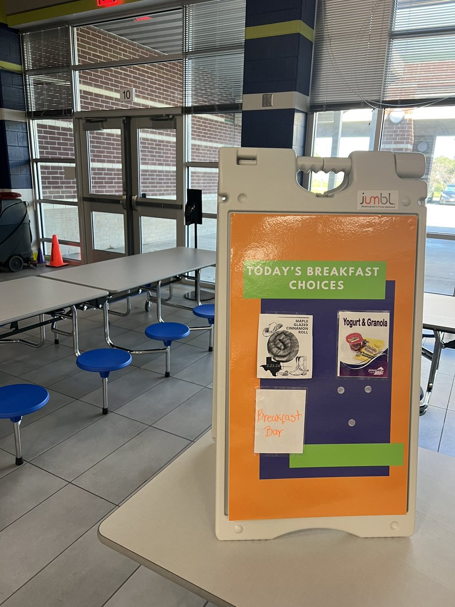 Michelle Voelkel tweet media