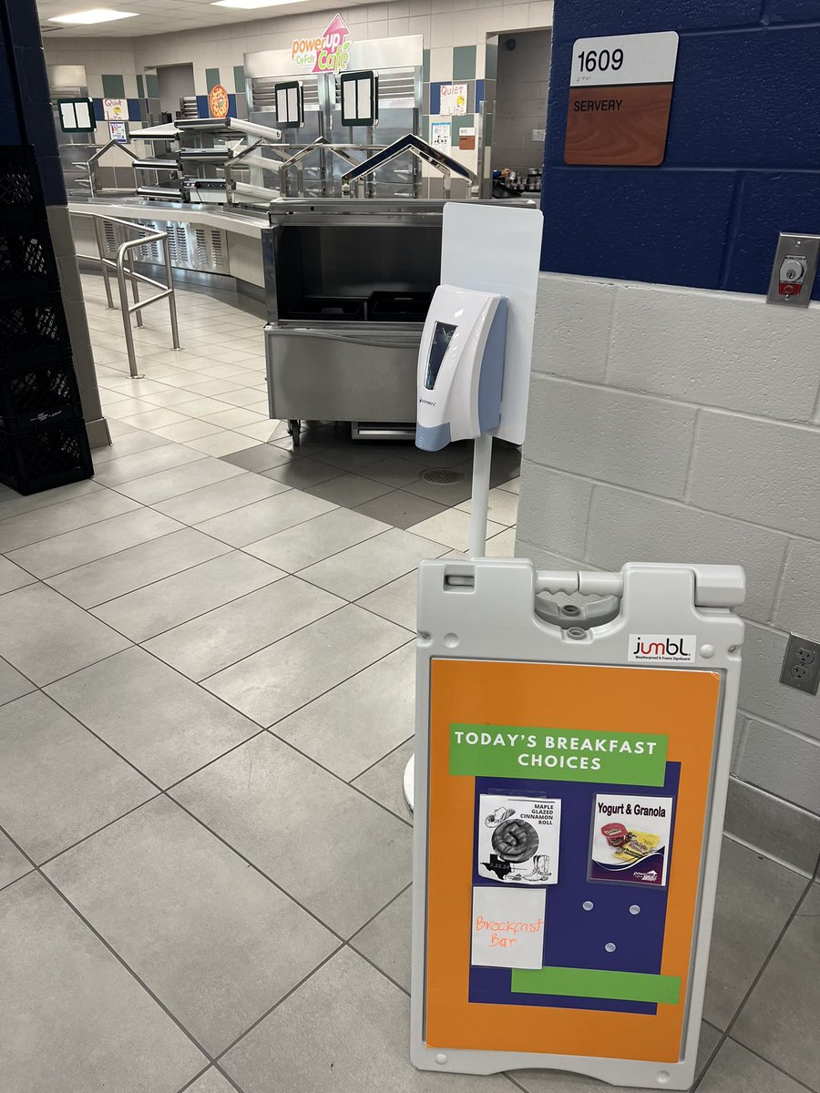 Michelle Voelkel tweet media