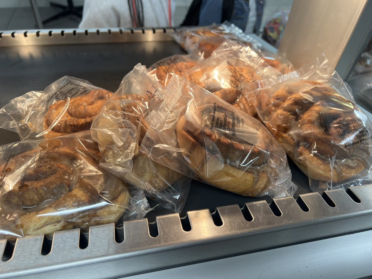 Michelle Voelkel tweet media