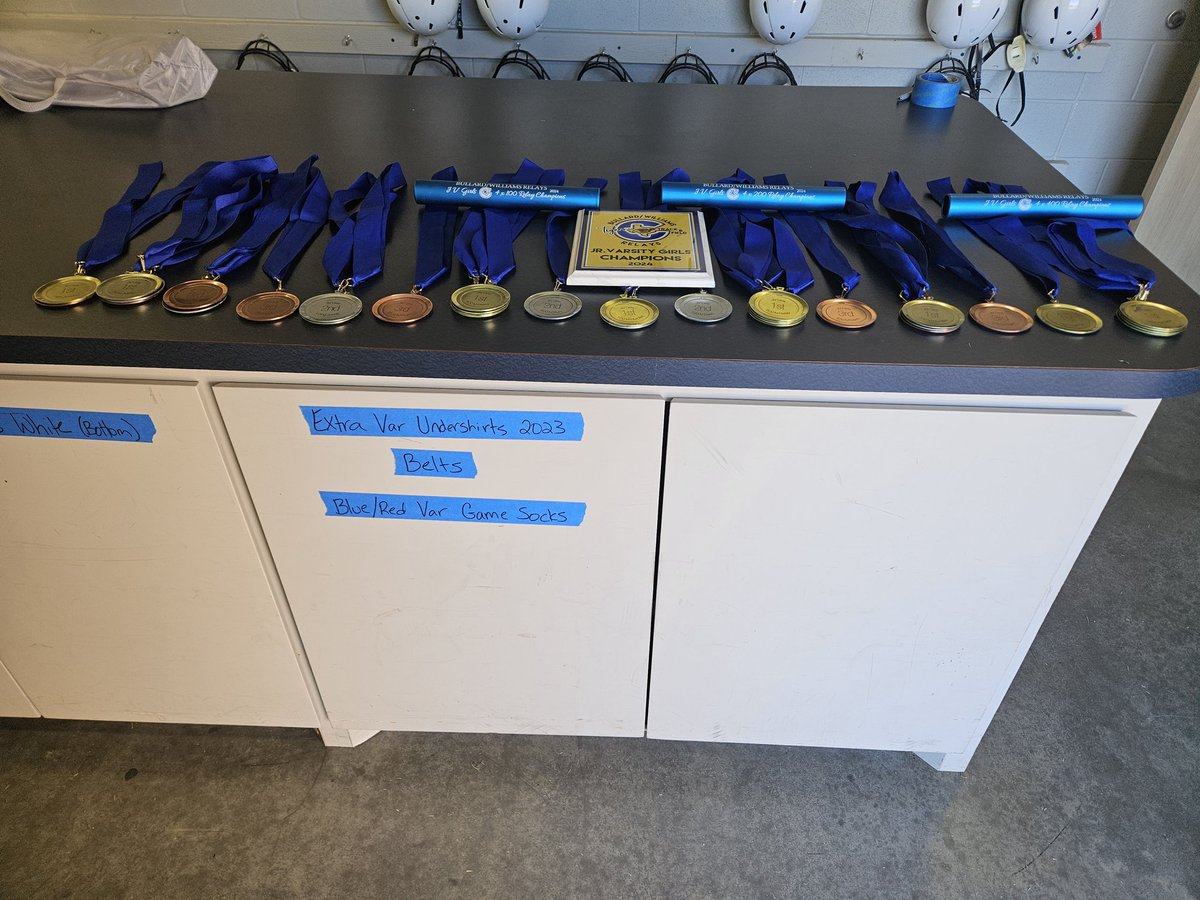 LSWMustangTrack's tweet photo. Tell me the future is bright and program is strong without telling me the future is bright and program is strong. Every event but 1 represented, won all 3 relays, 247.5 points. (2nd had 98.5, 2nd and 3rd were 5A programs). #JVGIRLS #LSWTRACK24 #BeGreat @lifemustangs @TTFCA https://t.co/LiDrHvsN6w