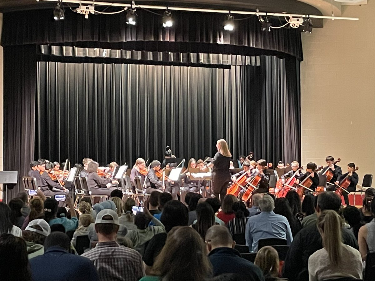 Shout out to the WCJH orchestra! Amazing performance as always. <a href="/WoodCreekJrHigh/">WoodCreek Jr. High</a> <a href="/WCJHssteacher/">Jennifer Gerdes</a> <a href="/MrsBeekTweets/">Karla Beek</a> <a href="/MrsLMerriman/">Lauren Merriman</a> <a href="/Doc_Lowry/">Andrew Lowry, Ed.D.</a> <a href="/ryan_saam_AP/">Ryan Saam</a>