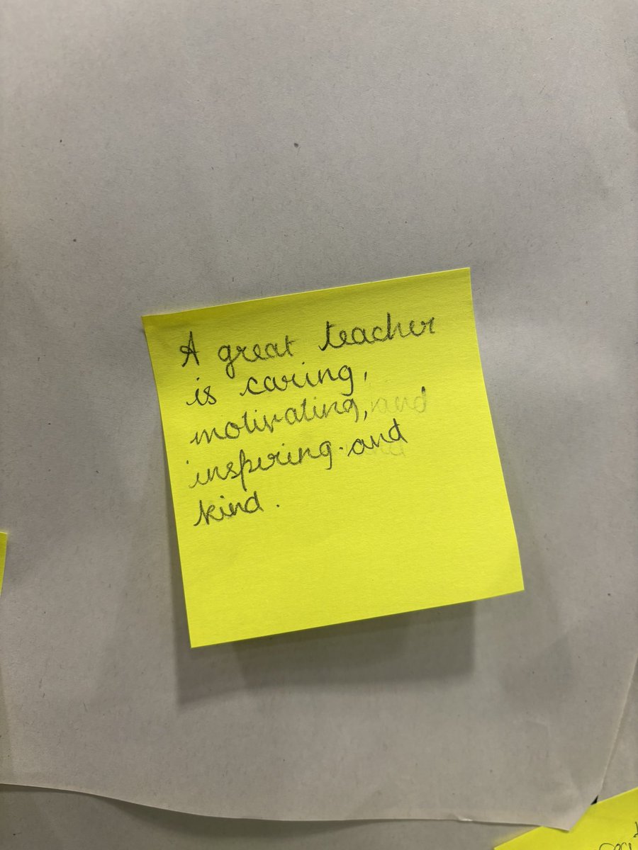 Miss Kerr tweet media