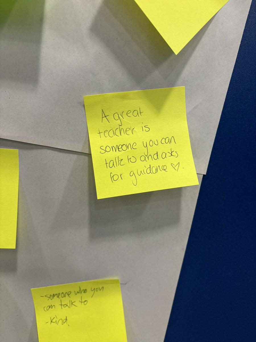 Miss Kerr tweet media