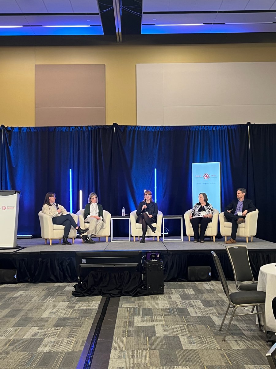 Creating momentum across disciplines with our next panel- facilitated by Jacinthe Beauchamp from <a href="/umoncton/">UMoncton</a>, Catherine Donnelly from <a href="/queensu/">Queen's University</a>, Jordan Miller from <a href="/QueensUHealth/">Queen's Health Sciences</a>, Rachelle Ashcroft from <a href="/UofT/">University of Toronto</a> and Shelia Moodie from <a href="/WesternU/">Western University</a>!

#TrainingForTransformation
