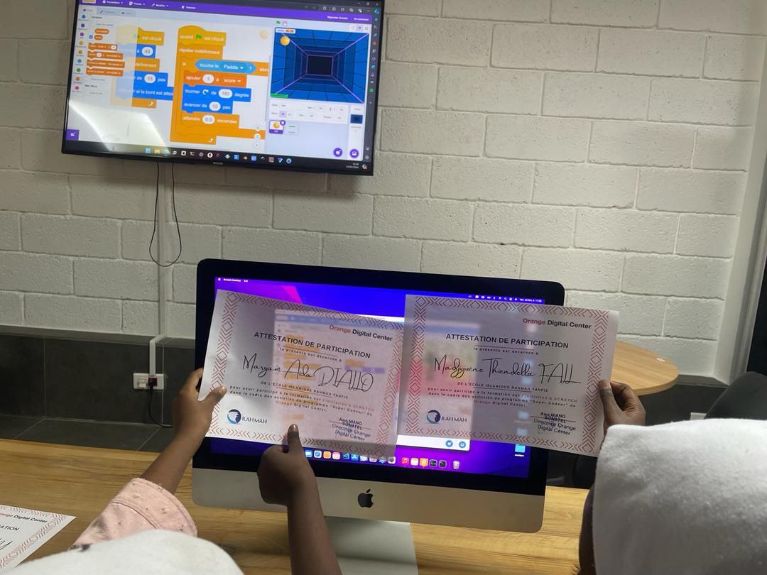 DigitalNisa's tweet image. 🌟 #SuperCoder - Édition Spéciale avec Digital Nisa & le soutien d'Orange Digital Center ! 🚀
Moments inspirants de notre semaine de formation "Super Coder" à l'école Rahmah. 💻
#DigitalNisa #OrangeDigitalCenter #CodingForKids #EducationNumerique #Empowerment #TechForGood 🌐
