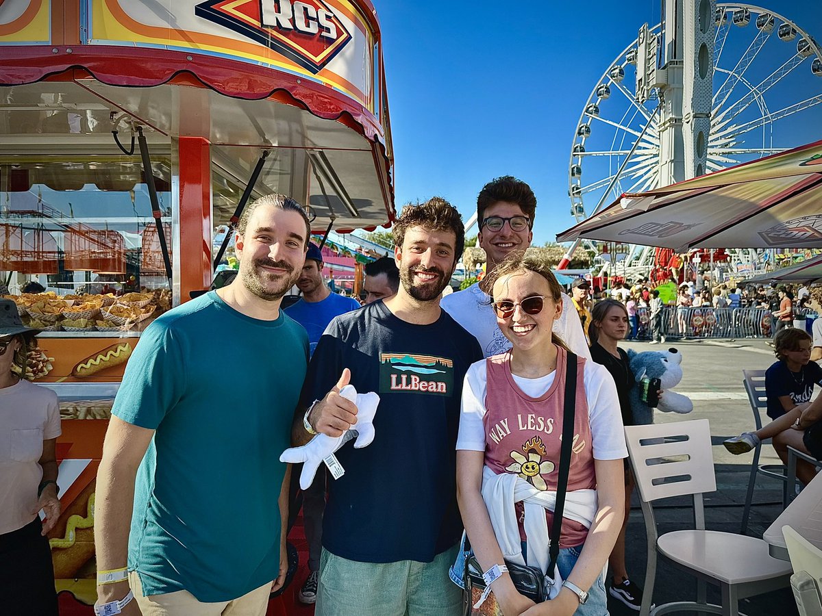 billymcdinca's tweet photo. @BigBearMtResort 
@kroq 
@AJRBrothers 

This is going to be such an EPIC #FatherDaughter day with #SabrinaMcD

I should be easy to find - I will have the “S” on my chest

#YesImAMess

#AJR
#Kroq
#BigBear
#BBMR

Any DJ’s rolling up?
@MeganHoliday 
@kleinallyshow https://t.co/A3owsctTiE